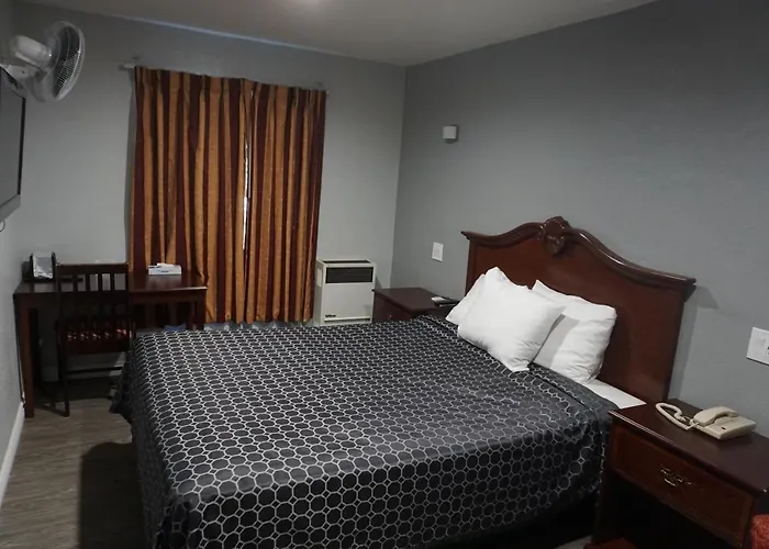 Standard Room with 1 Single Bed